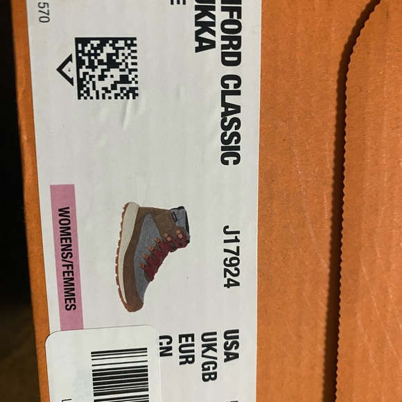 Merrell Classic Shoes - Picture 2 of 4